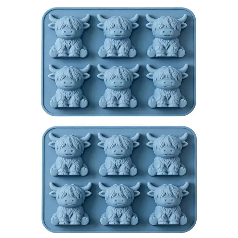 3D Mini Highland Cow Silicone Ice Cube Mold - Ideal for Whiskey Cocktails, Parties, and Gift Giving