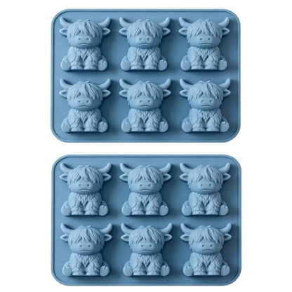 3D Mini Highland Cow Silicone Ice Cube Mold - Ideal for Whiskey Cocktails, Parties, and Gift Giving