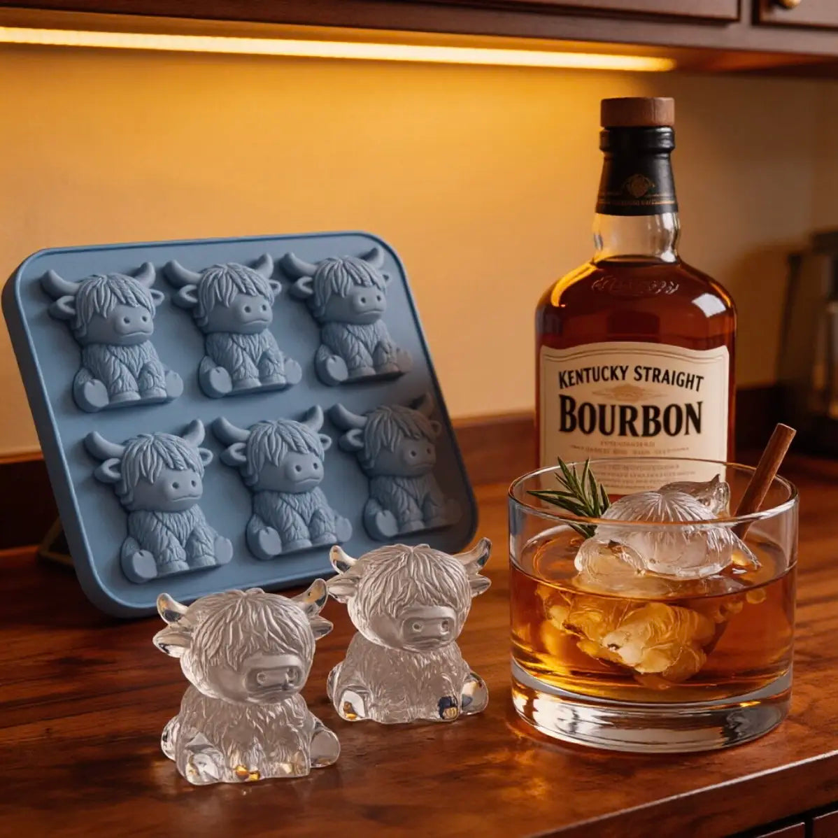 3D Mini Highland Cow Silicone Ice Cube Mold - Ideal for Whiskey Cocktails, Parties, and Gift Giving